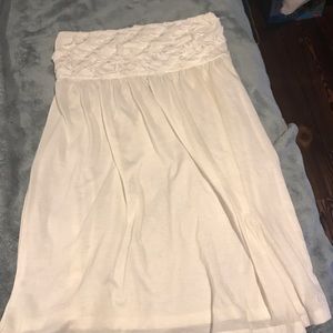 White ruffled strapless dress